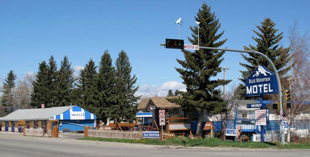 Blue Mountain Motel Пінчер-Крік Екстер'єр фото