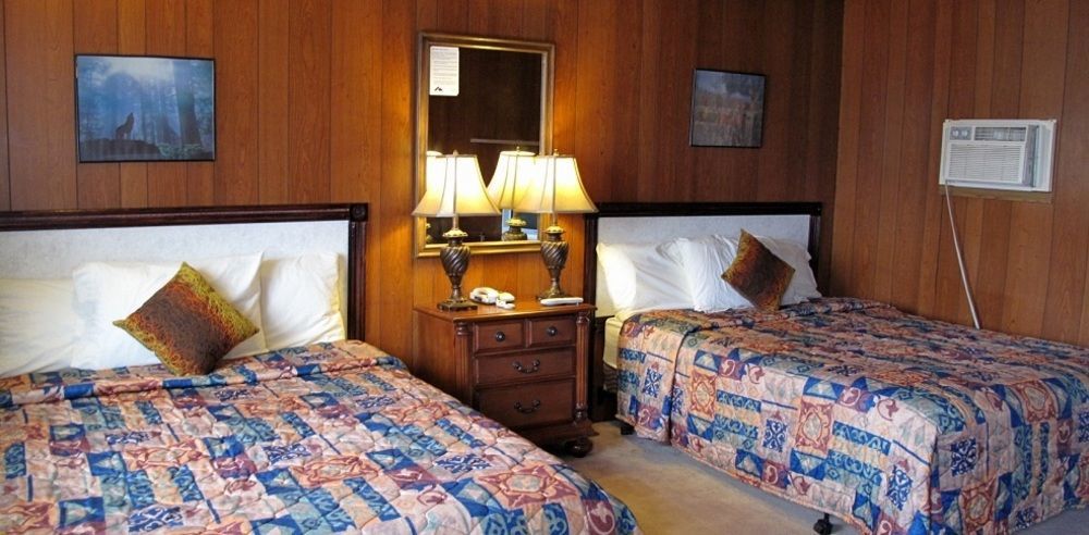 Blue Mountain Motel Пінчер-Крік Екстер'єр фото