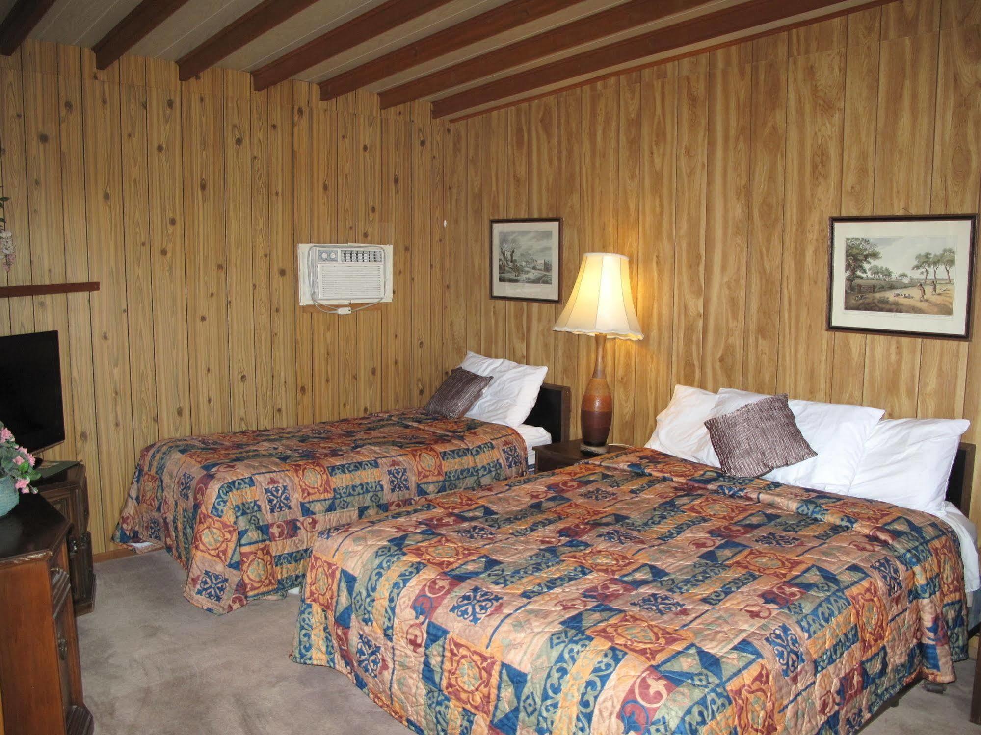 Blue Mountain Motel Пінчер-Крік Екстер'єр фото